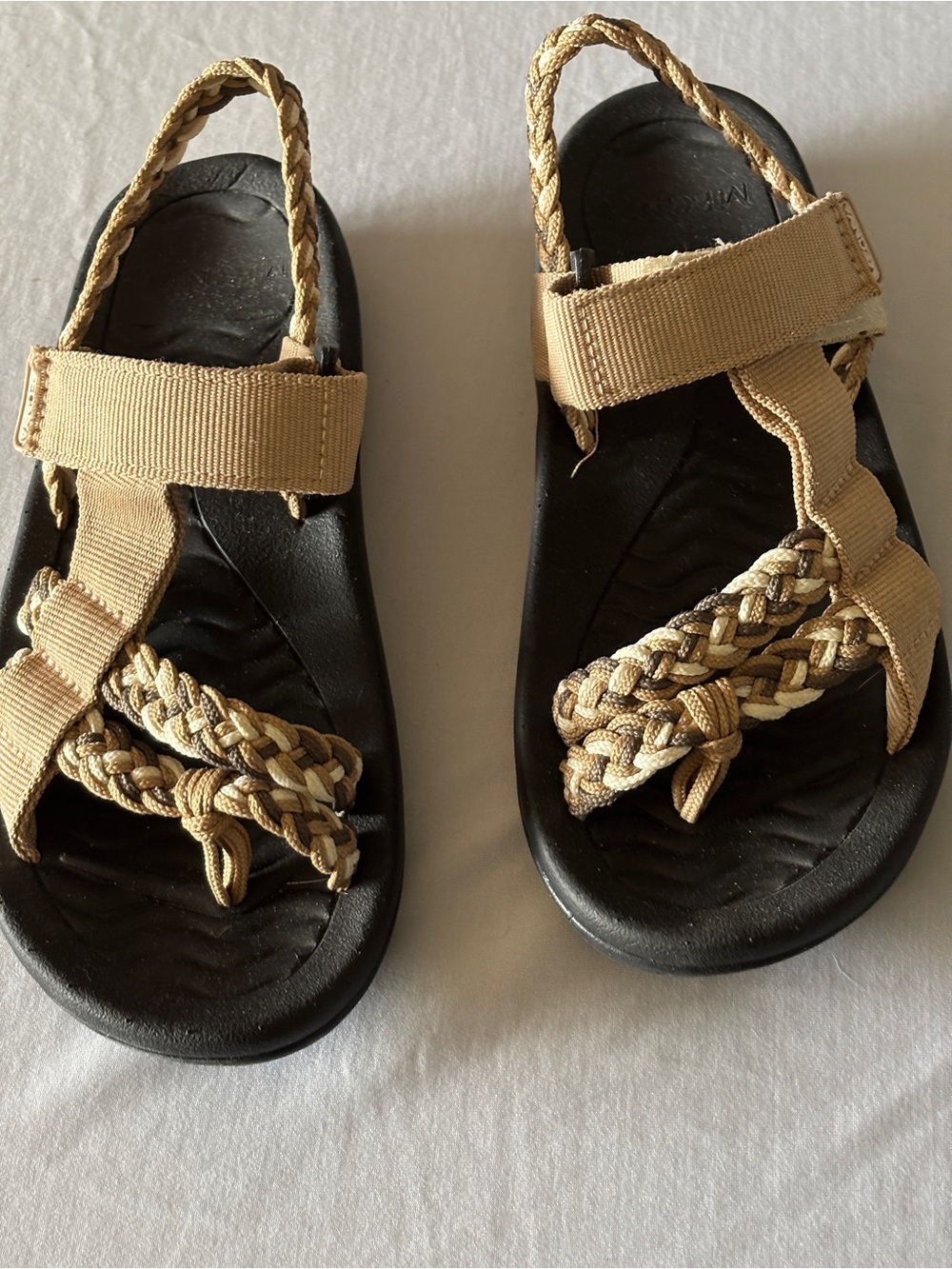 MEGNYA women’s size 7 Braided Strap Sandals in Tan and Black